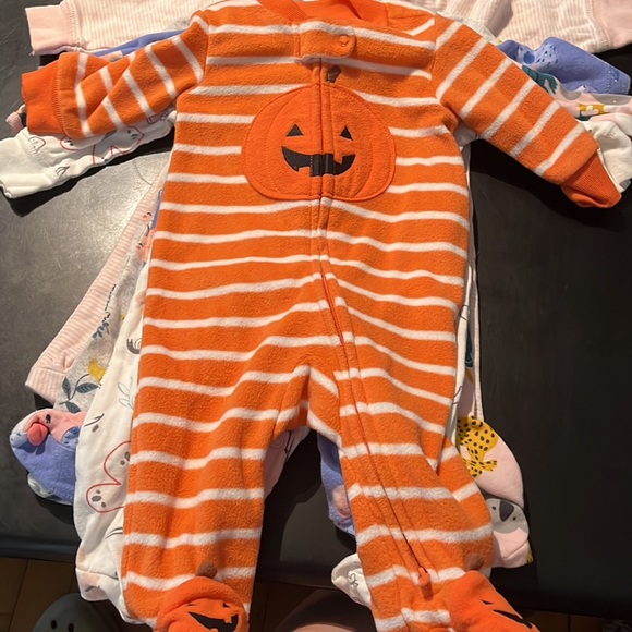 Carters 3mo onesies - Picture 2 of 11